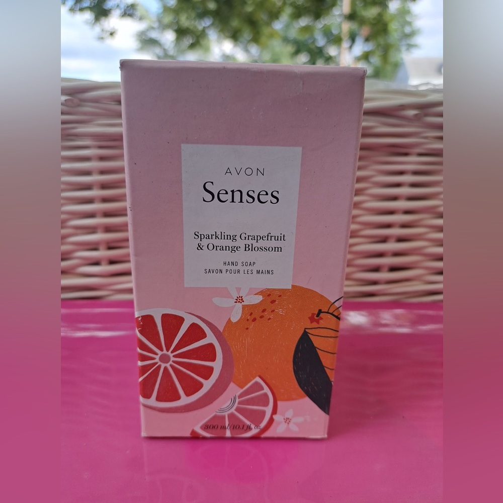 Avon Senses Sparkling Grapefruit and Orange Blossom Hand Soap
